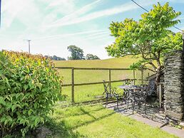 Bryniau Bychain Cottage