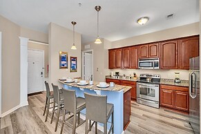 Lakeview Condo, Directly Next To Pool! Near WDW