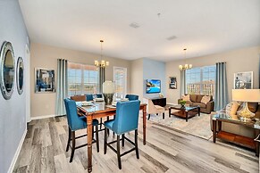 Lakeview Condo, Directly Next To Pool! Near WDW