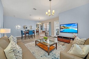 Lakeview Condo, Directly Next To Pool! Near WDW