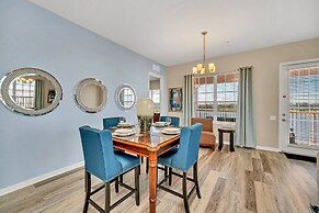 Lakeview Condo, Directly Next To Pool! Near WDW