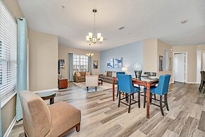 Lakeview Condo, Directly Next To Pool! Near WDW