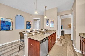 Lakeview Condo, Directly Next To Pool! Near WDW