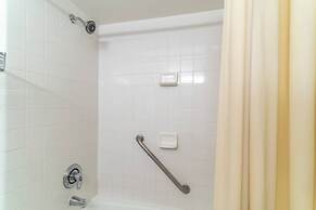 502 Little Harbor Inn