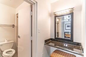 502 Little Harbor Inn