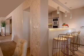 Inland villa Senses with pool and spa