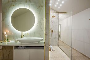 Inland villa Senses with pool and spa