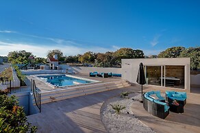 Inland villa Senses with pool and spa