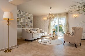 Inland villa Senses with pool and spa