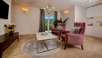 Inland villa Senses with pool and spa