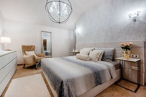 Inland villa Senses with pool and spa