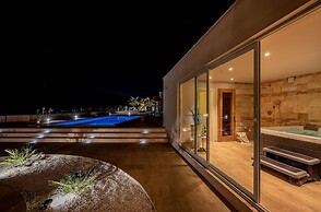 Inland villa Senses with pool and spa