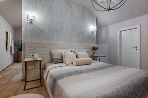 Inland villa Senses with pool and spa