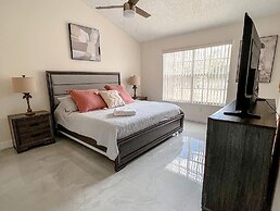 ELEGANT & LUXURY APARTMENT CLOSE DISNEY