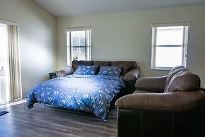 Beautiful 5/5 Bedroom Home!!!