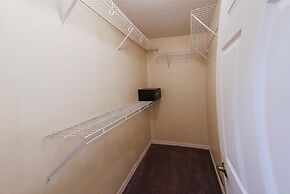 Beautiful 5/5 Bedroom Home!!!