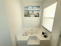 Private Pool and Game Room Near Disney!!!