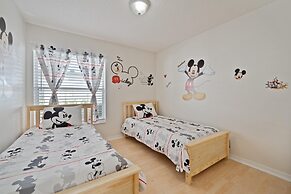 Private Pool and Game Room Near Disney!!!