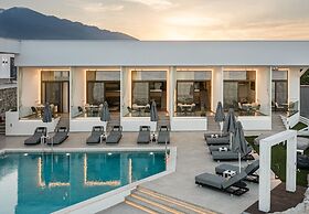 Akrotiri Olympus Luxury Suites