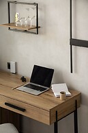 Akrotiri Olympus Luxury Suites