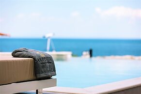 Akrotiri Olympus Luxury Suites