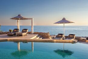 Akrotiri Olympus Luxury Suites