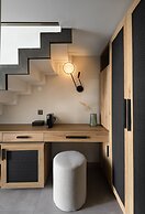 Akrotiri Olympus Luxury Suites