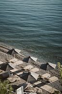 Akrotiri Olympus Luxury Suites