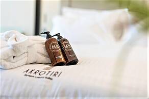 Akrotiri Olympus Luxury Suites