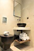 Akrotiri Olympus Luxury Suites