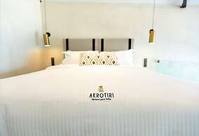 Akrotiri Olympus Luxury Suites