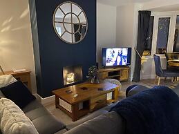 Worthing Beach 180 - 2 bed Seafront With Parking