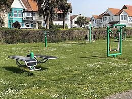 Worthing Beach 180 - 2 bed Seafront With Parking