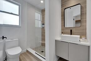 The St Laurent Social Club & Guest Rooms