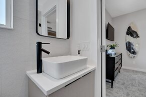 The St Laurent Social Club & Guest Rooms