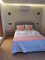 SIĞACIK SEN KONUK EVİ