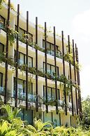 Mistiq Gardens