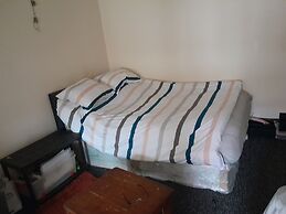 Captivating 4-bed Apartment