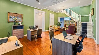 Atelier Skalo Boutique Hotel