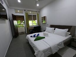 Dhangethi Inn