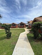 Red Hibiscus Villas