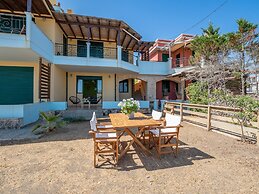 Fluo Seaside Apartment