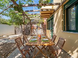 Fluo Seaside Apartment