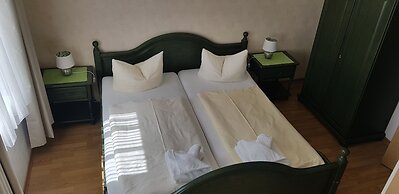 Restaurant und Pension Zur Nassen Ecke