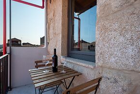 Mezzanine Stylish Apartment U by Vacationy