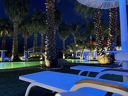 Villa Caribe Restaurant Resort & Spa