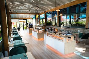 Villa Caribe Restaurant Resort & Spa