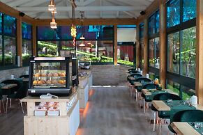 Villa Caribe Restaurant Resort & Spa