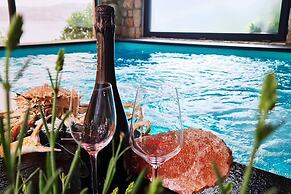 Villa Relax, Amazing View and 2 Pools