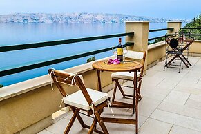 Villa Relax, Amazing View and 2 Pools